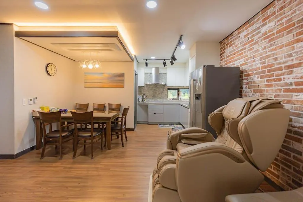 Jeju Sunshine Pension 度假居