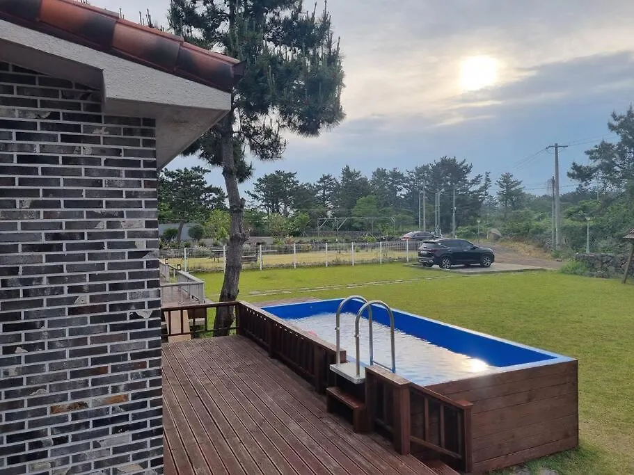 Jeju Sunshine Pension 0*,